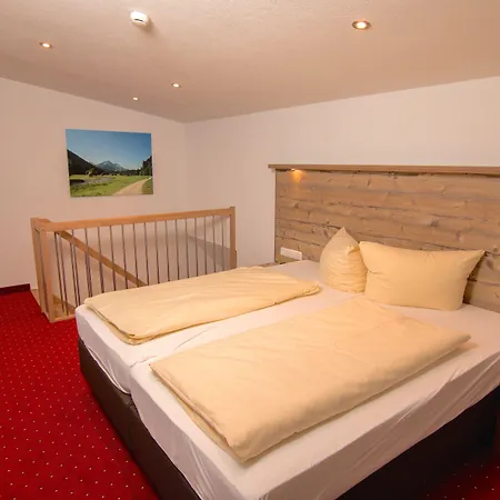 Ξενοδοχείο Berghoteltirol 4*