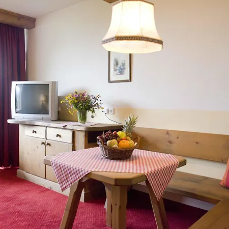 Berghoteltirol ホテル 4*