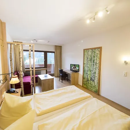 Berghoteltirol 호텔 융홀츠