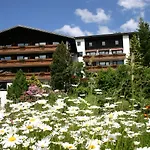 Berghoteltirol ホテル 4*