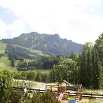 Berghoteltirol ホテル 4*
